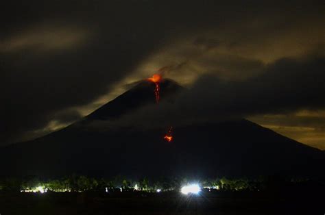 Ascienden A 34 Los Muertos Por La Erupción Del Volcán Semeru En Indonesia