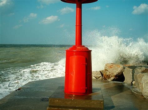 storm  rimini  photo  freeimages