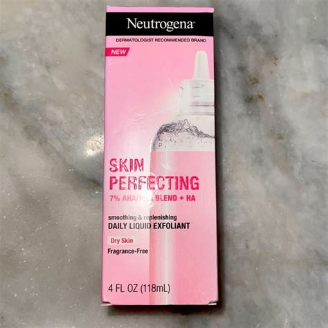 Neutrogena Skincare Neutrogena Skin Perfecting Daily Liquid Exfoliant Poshmark