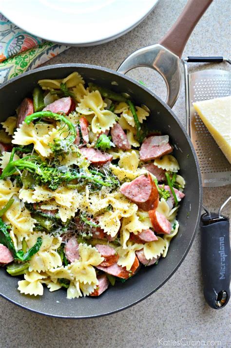 One Pot Kielbasa And Broccoli Pasta Katies Cucina