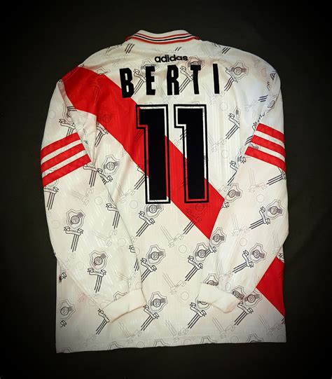 Cuál Es El “santo Grial” De Las Camisetas De River Y Los Tips Para