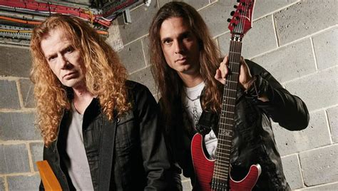 Dave Mustaine Faz Post Sobre Kiko Loureiro Apaga E Posta De Novo