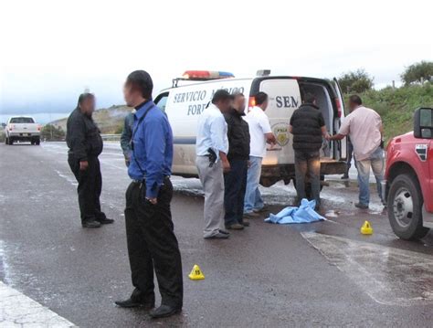 Volcaduras Dos Occisos Y Tres Lesionados