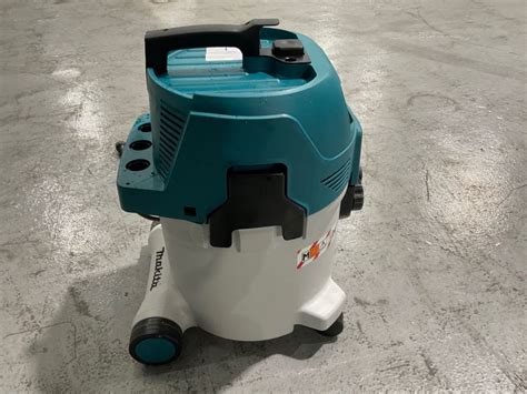 Dnl Makita 1200w 30l Wet Dry M Class Dust Extraction Vacuum Vc3012mx1 Sku 179402 Hilco