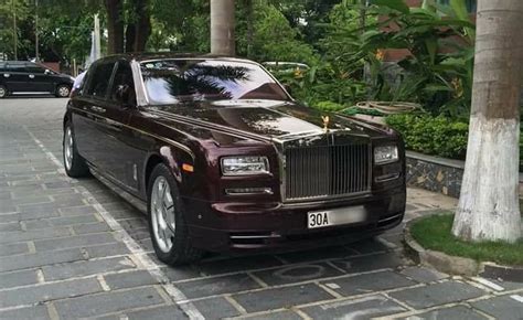 Chi tiết Phantom Oriental Sun xe Rolls Royce thửa riêng cho đại gia