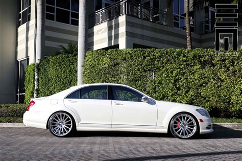 White Mercedes S Class Gets Aftermarket Led Lighting And Other Custom Goodies — Gallery