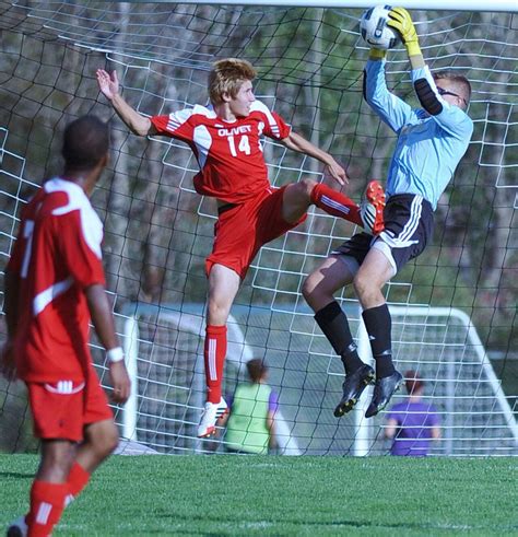 Albion Gk Named Miaa Mens Soccer Defensive Player Of The Week