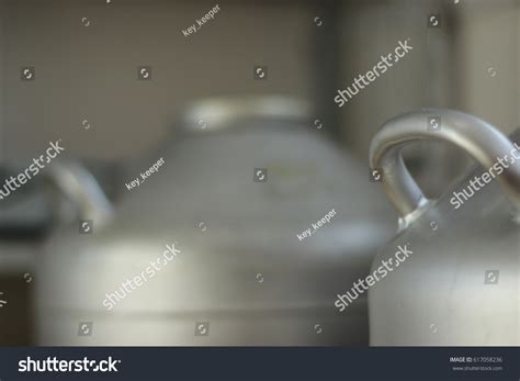 393 Dewar Flask Images Stock Photos Vectors Shutterstock