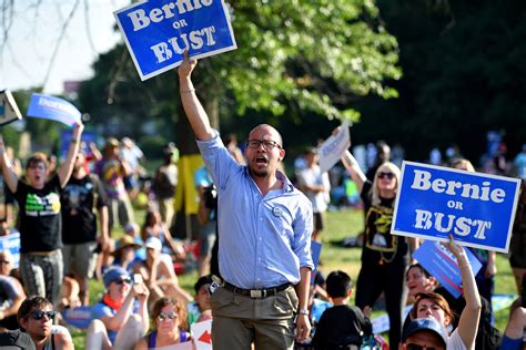 Seth Meyers Bernie Or Bust Segment Deserves Another Watch — Video