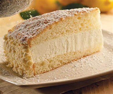 Olive Garden Lemon Cream Cake recipe | Chefthisup