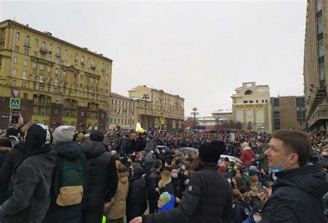 Proteste In Sostegno Di Navalny Centinaia Di Arresti In Russia