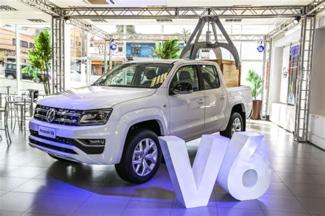 Volkswagen Amarok V6 Highline chega em fevereiro e será a picape média