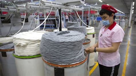 China Industrial Profit Growth Eases As Deflation Persists