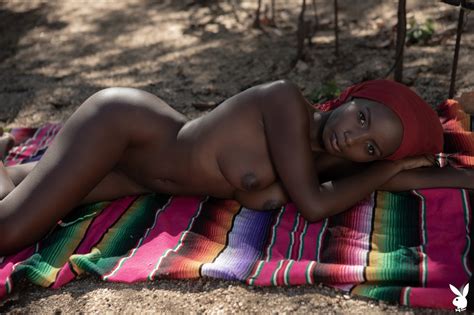 Dark Skinned Centerfold Shasta Wonder Exposes Her Beautiful Tits