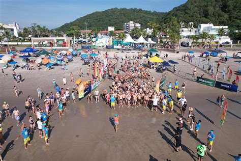 Após um hiato de 12 anos travessia de Guaratuba teve participação de