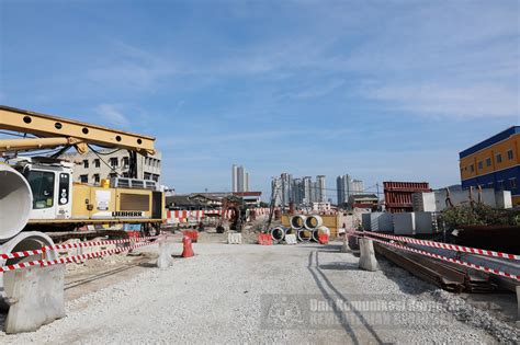 Menteri Kerja Raya Turun Padang Meninjau Kemajuan Projek Menaiktaraf