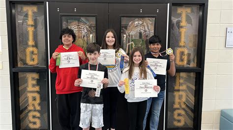 Wallace Middle School Students Bring Home Medals From Region 8 Science