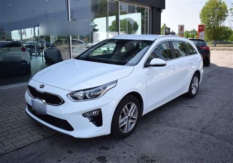 Kia Ceed 1 6 CRDi 115 CV SW Business Class Clear White Km 0 A Soli 21