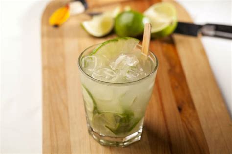 Como Fazer A Caipirinha Perfeita Paladar Estad O