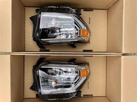 Toyota Tundra Oem Led Headlights Right And Left Side For Sale In San