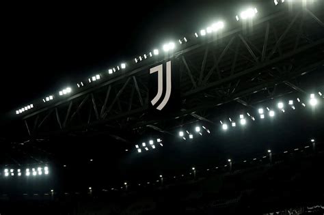 Caso Plusvalenze Riaperto Per La Juve Accolto Ricorso Figc