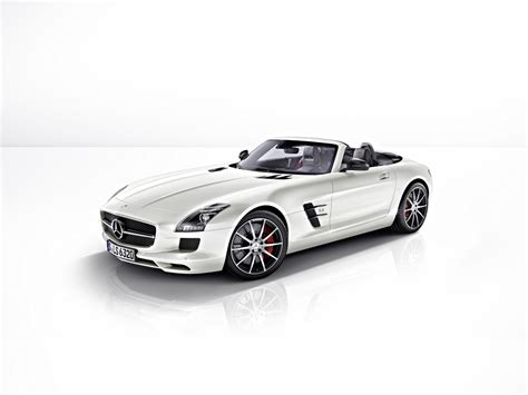 Mercedes-Benz SLS AMG GT revealed