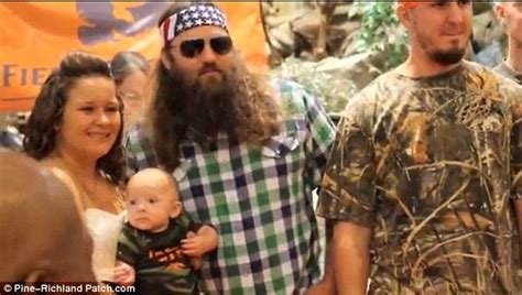 And The Bride Wore Camo Duck Dynasty Star Crashes Hunting Themed