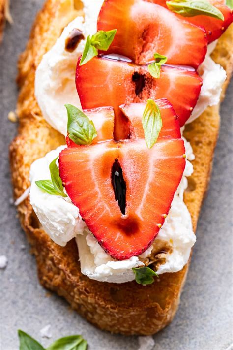 Burrata Toast - Recipe Runner