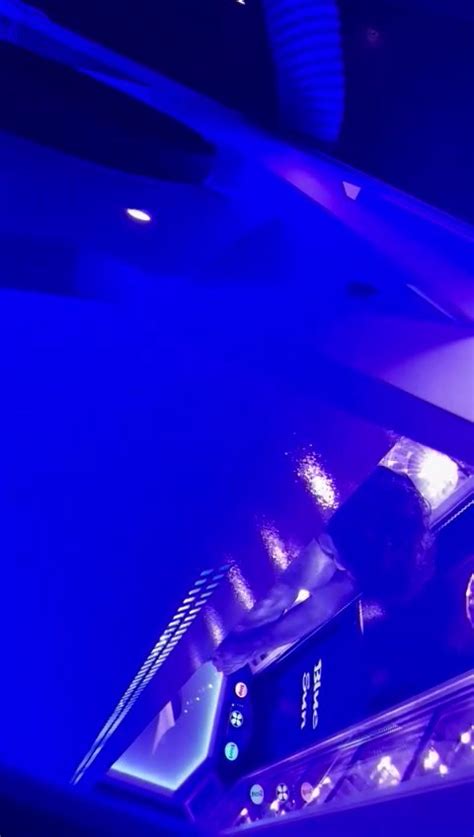 HOT Guy At The Solarium ThisVid