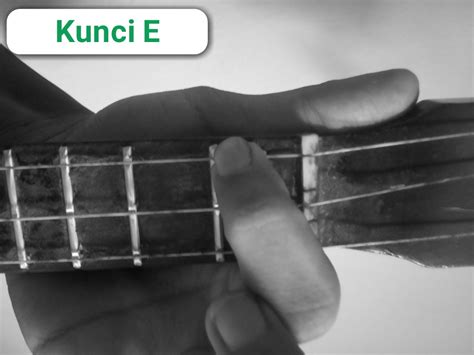 Belajar Kunci Dasar Ukulele Senar 3 Lengkap Dengan Gambar Dardura