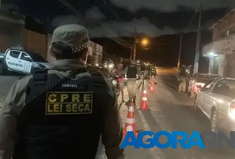 Pai é Detido Por Dirigir Sob Efeito De álcool Com Bebê Recém Nascido Em