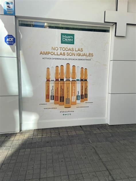 Montaje De Vinilos Para Farmacias R Tulos Sevilla