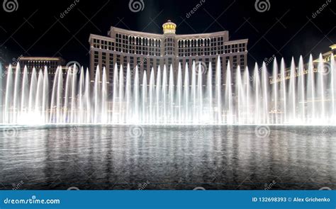 World Famous Fountain Water Show in Las Vegas Nevada Editorial Stock Photo - Image of hotel ...