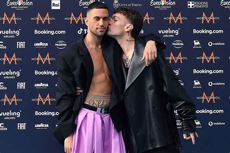 Mahmood E Blanco Coppia Omoerotica Agghiacciante Un Trucco Per