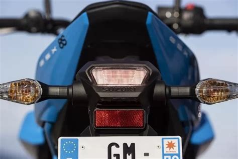 Suzuki GSX 8S nowość 2023 nie zwykły naked z duszą sportowca test