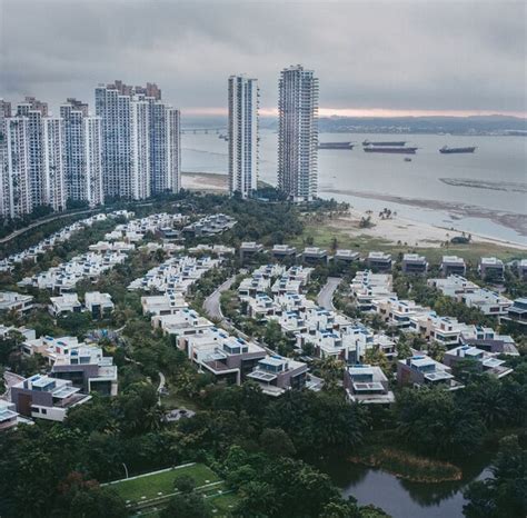 China’s Real Estate Crisis Threatens $100 Billion Forest City