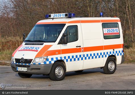 Einsatzfahrzeug 292910 Krankentransport Hamburg KTW HH HR 2054 A