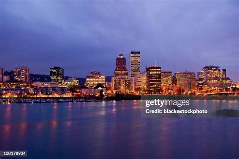 162 Portland Oregon Downtown Skyline At Night Stock Photos High Res