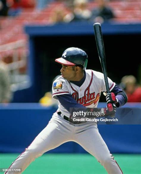 Deion Sanders” Baseball Photos and Premium High Res Pictures - Getty Images