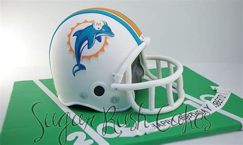 Miami Dolphin Cakes Miami Dolphins Cake Cakes Cakes And Cakes