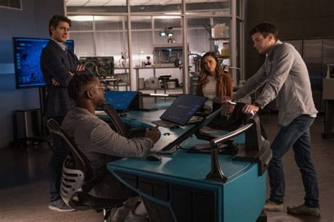 The Flash Votre avis sur lépisode crossover Armageddon Part 1 8