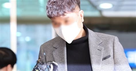 ‘횡령 혐의 개그맨 박수홍 친형 1심서 징역 2년 선고···법인 자금 20억 횡령 인정 종합