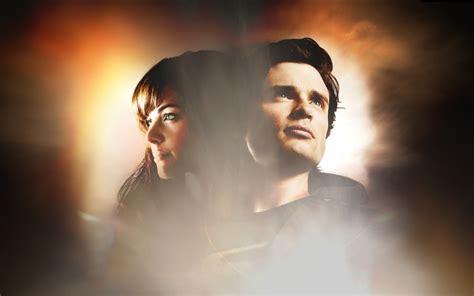 Smallville Lois and Clark Wallpapers - WallpaperSafari