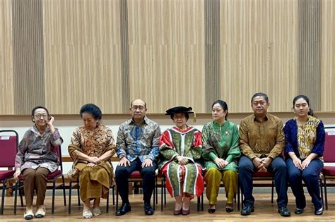 Megawati Terima Doktor Kehormatan Prananda Prabowo Apresiasi Utar