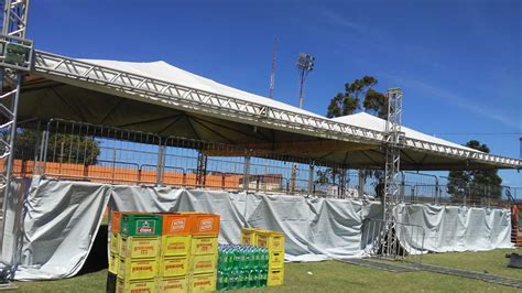 IPUPIARA ESTRUTURA QUASE PRONTA PARA O SHOW DE AMADO BATISTA O