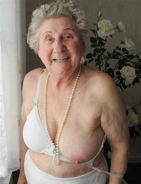 Blonde Headed Grandma Erotic Photos