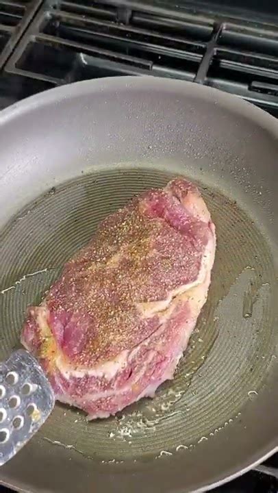 Como Cocinar Un Rib Eye Steak En Un Sarten Shorts Youtube