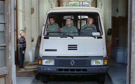 IMCDb org 1981 Renault Master Série 1 in Max mon amour 1986