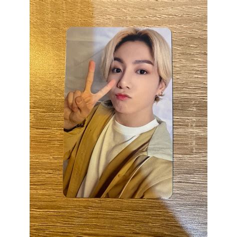 Jual Photocard Pc Pob Be Essential Jungkook Jk Shopee Indonesia