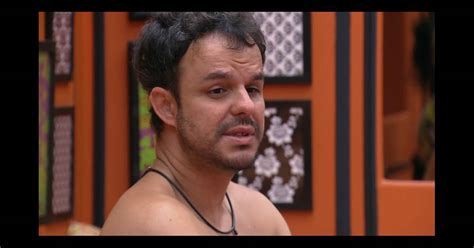 BBB15 em conversa Mariza Adrilles critica postura de Cézar É